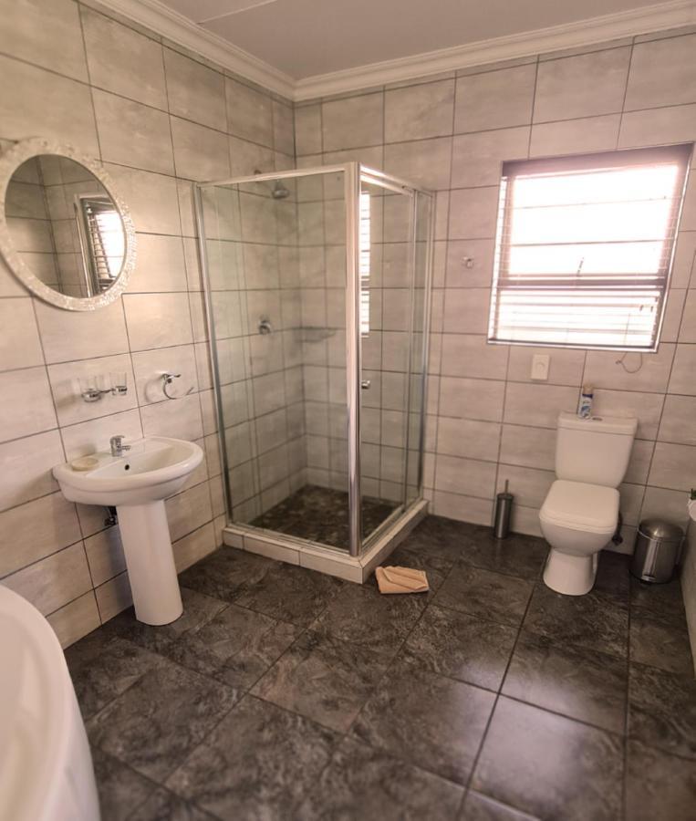 Klein Bosveld Guest House eMalahleni Exterior photo