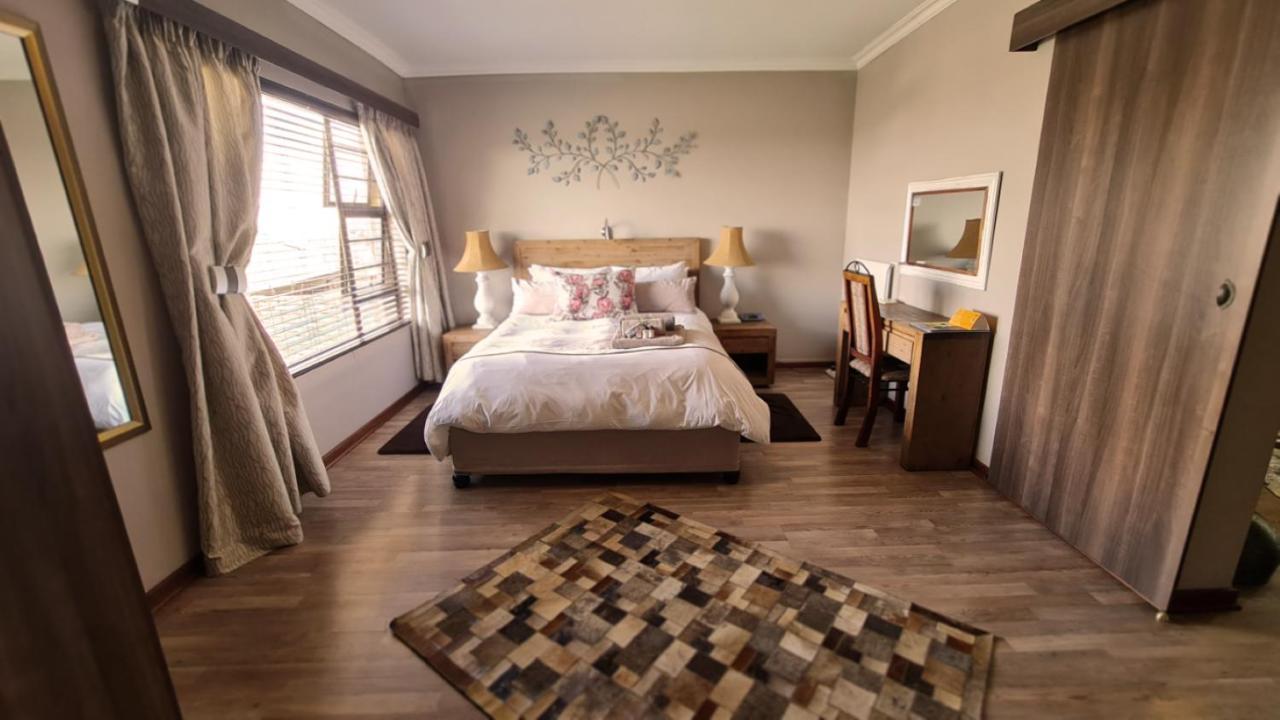 Klein Bosveld Guest House eMalahleni Exterior photo